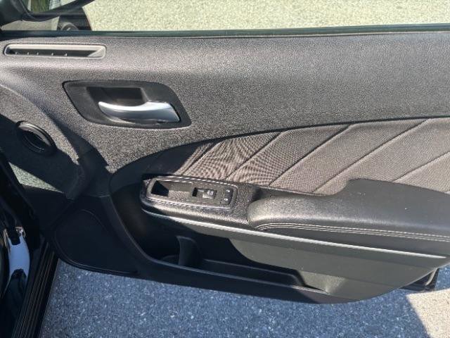 Used 2023 Dodge Charger SXT RWD image 51