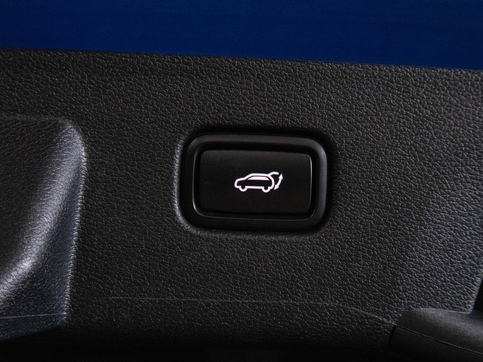 Used 2026 Kia Sportage EX FWD image 24