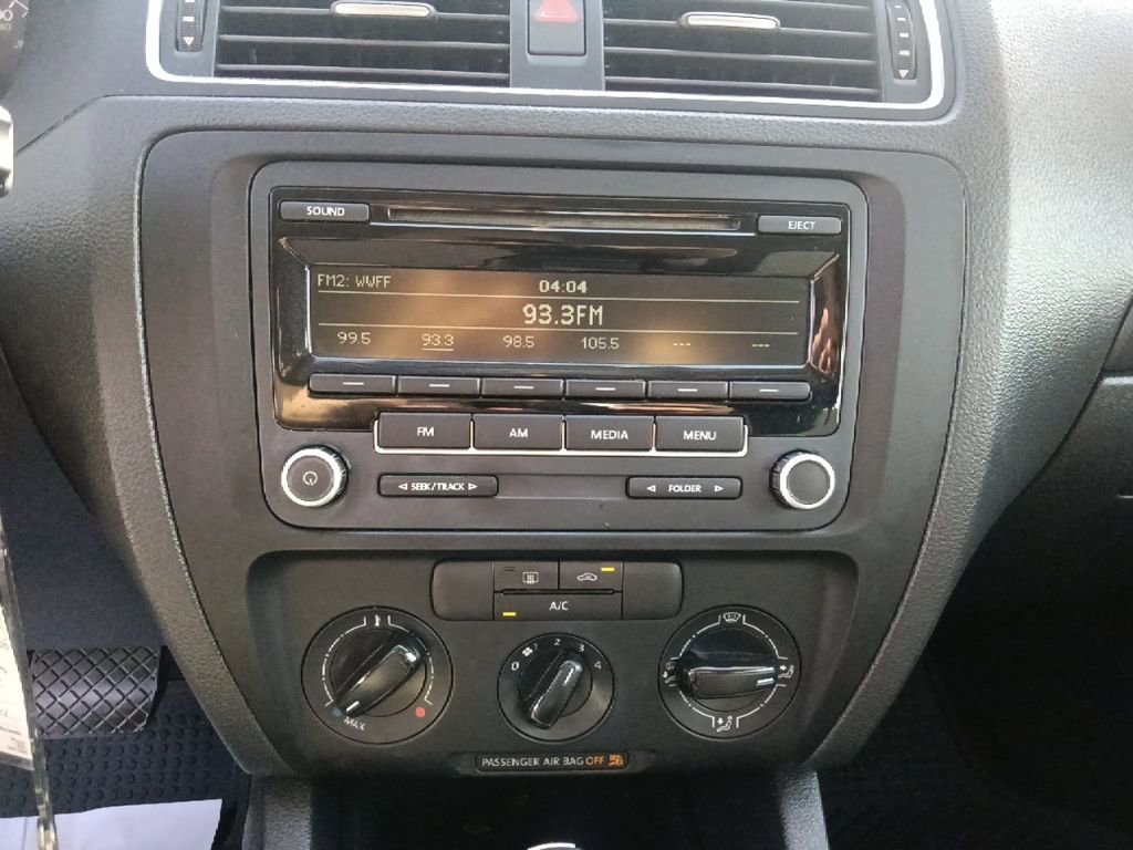 Used 2013 Volkswagen Jetta S FWD image 23