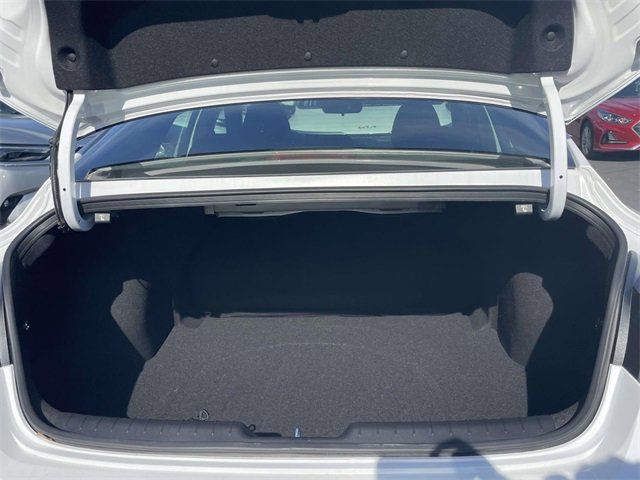 Certified 2025 Hyundai Elantra Sport image 9