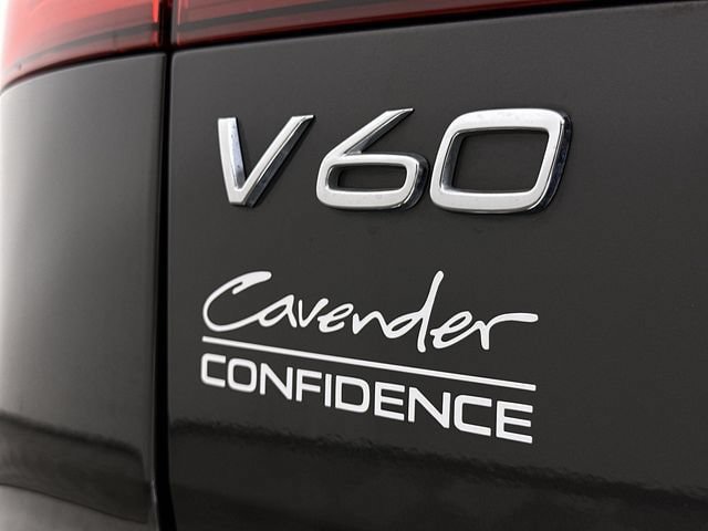 Used 2024 Volvo V60 B5 Cross Country Plus AWD/4WD image 33