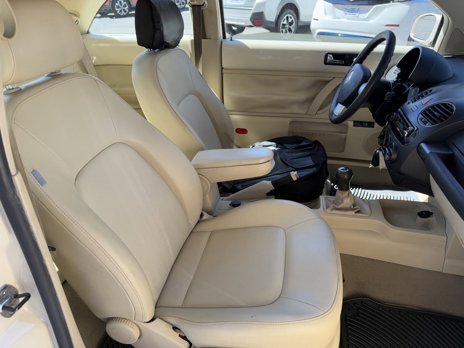 Used 2008 Volkswagen Beetle S image 17