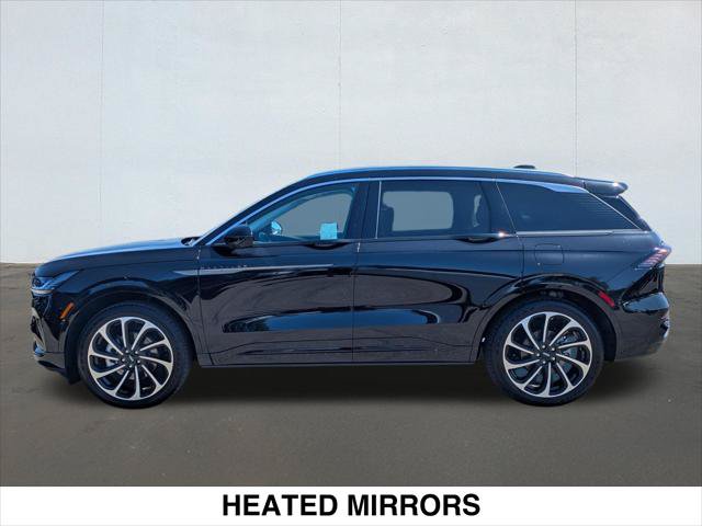 Used 2026 Lincoln Nautilus Black Label AWD/4WD image 2