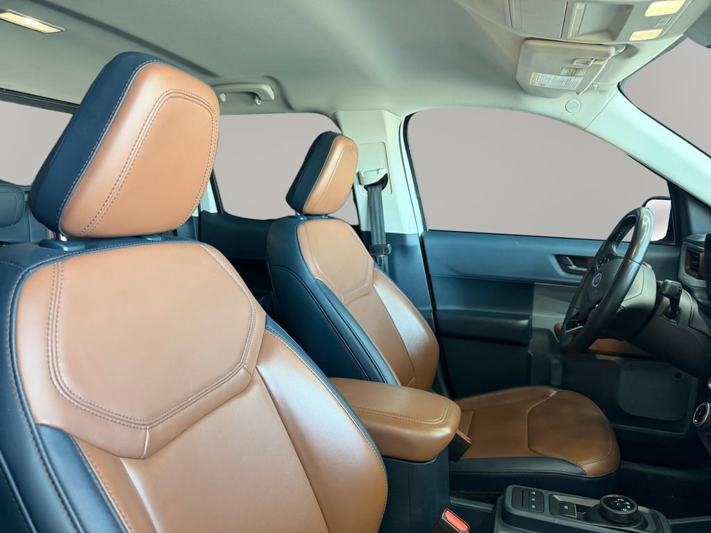 Used 2023 Ford Maverick Lariat w/ Lariat Luxury Package FWD image 14