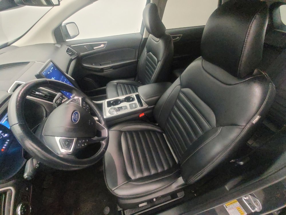 Used 2023 Ford Edge SEL image 17