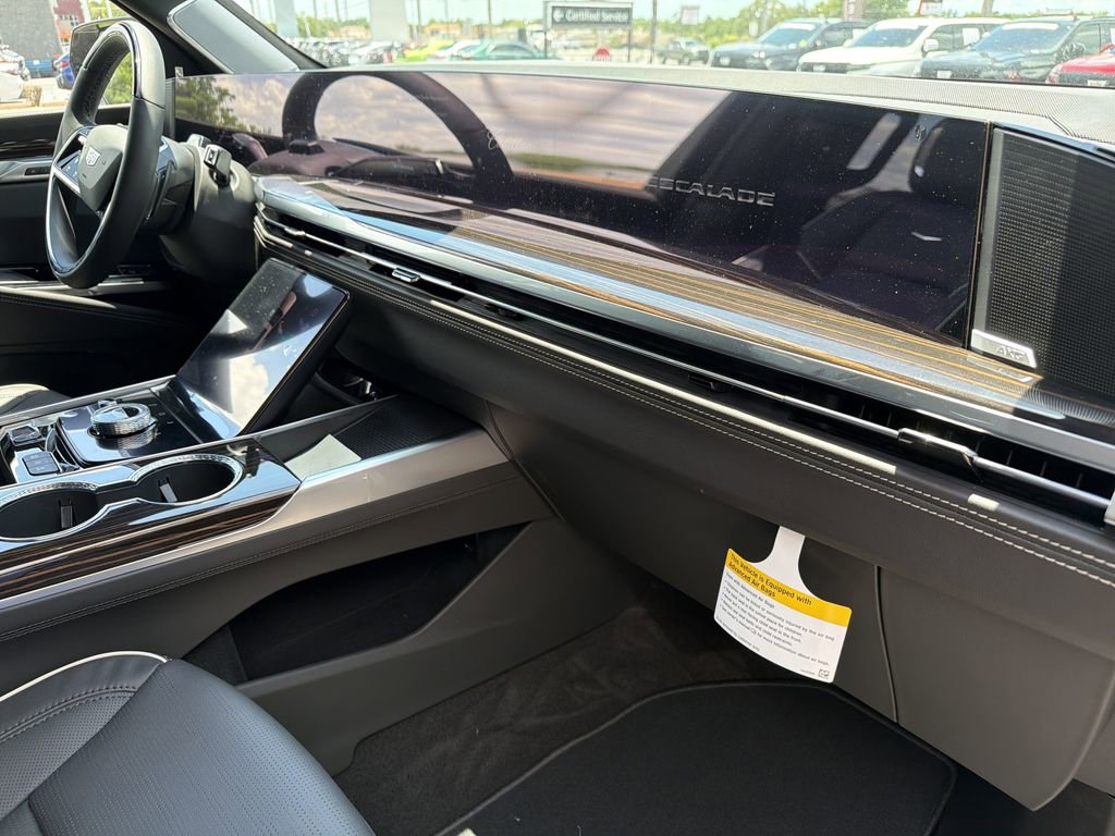 New 2026 Cadillac Escalade Luxury w/ Touring Package RWD image 8