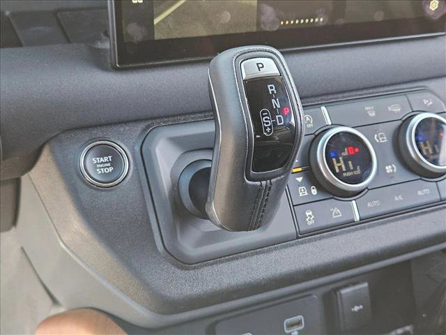 Used 2023 Land Rover Defender 110 X image 12