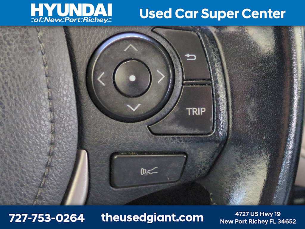 Used 2016 Toyota RAV4 Limited FWD image 29