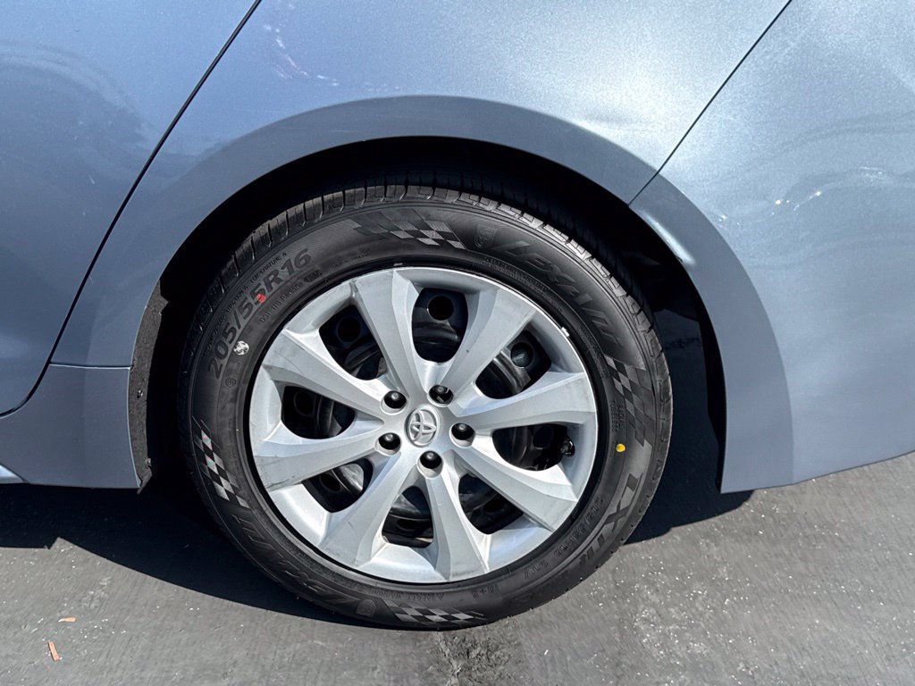 Certified 2022 Toyota Corolla LE FWD image 16