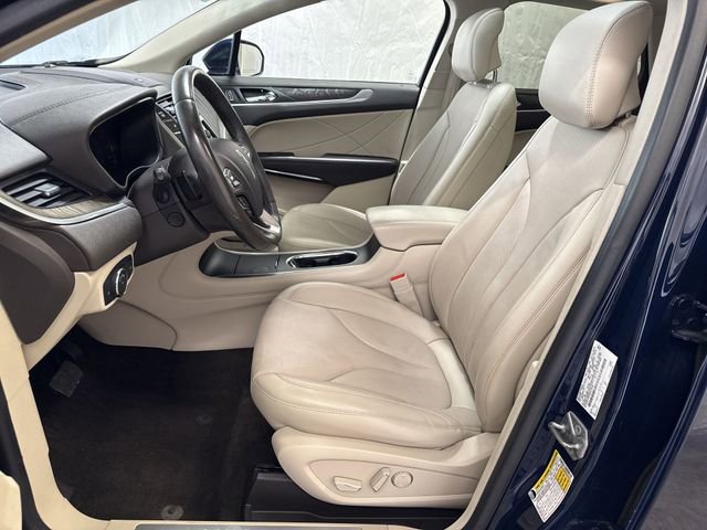 Used 2019 Lincoln MKC Reserve image 10