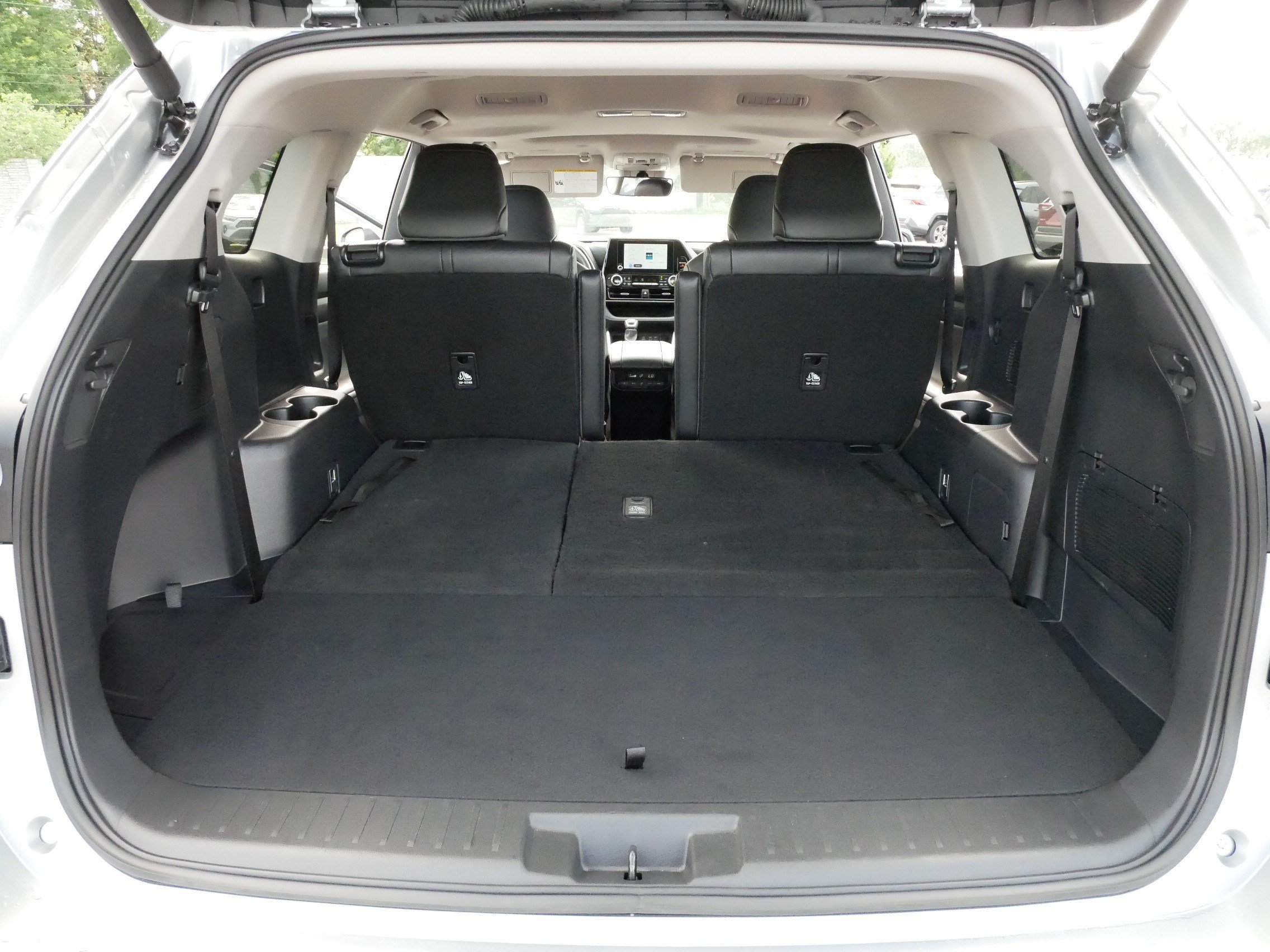 Certified 2025 Toyota Highlander XLE AWD/4WD image 18