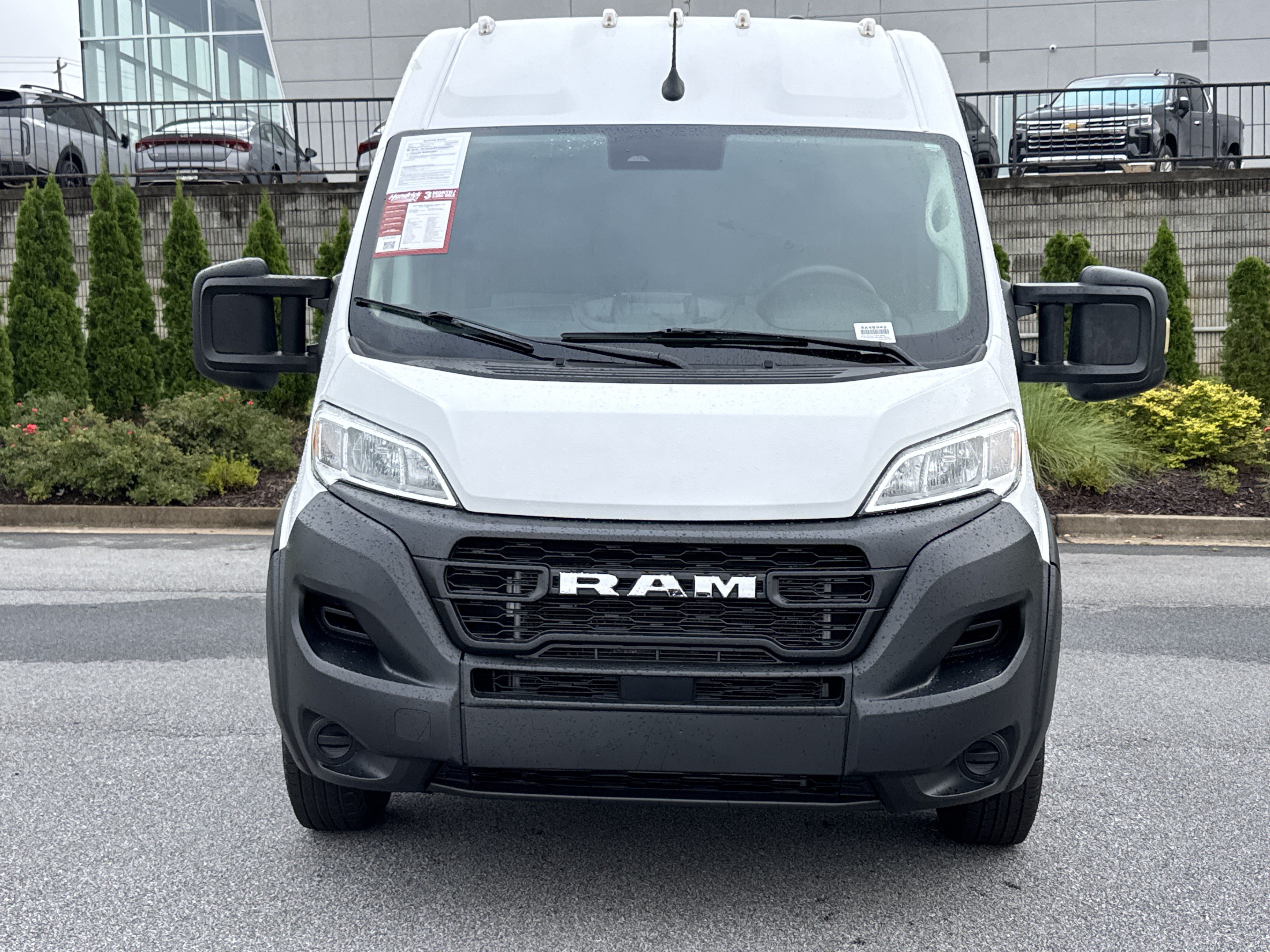 Used 2023 RAM ProMaster 2500 FWD image 3