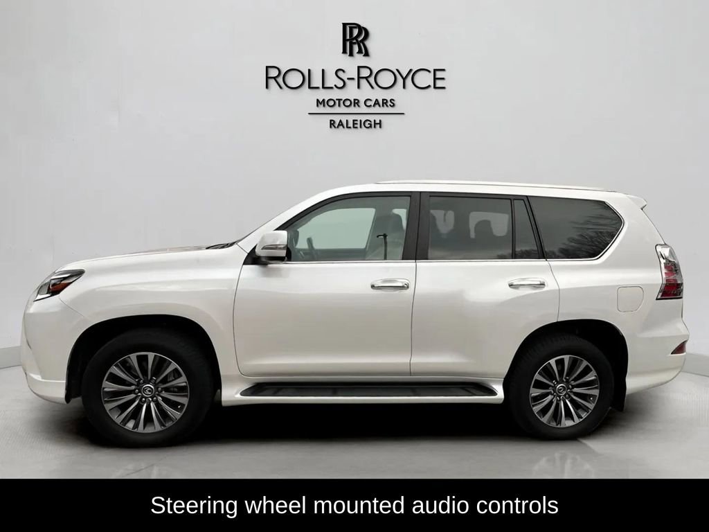 Used 2023 Lexus GX 460 Luxury w/ Accessory Package image 8