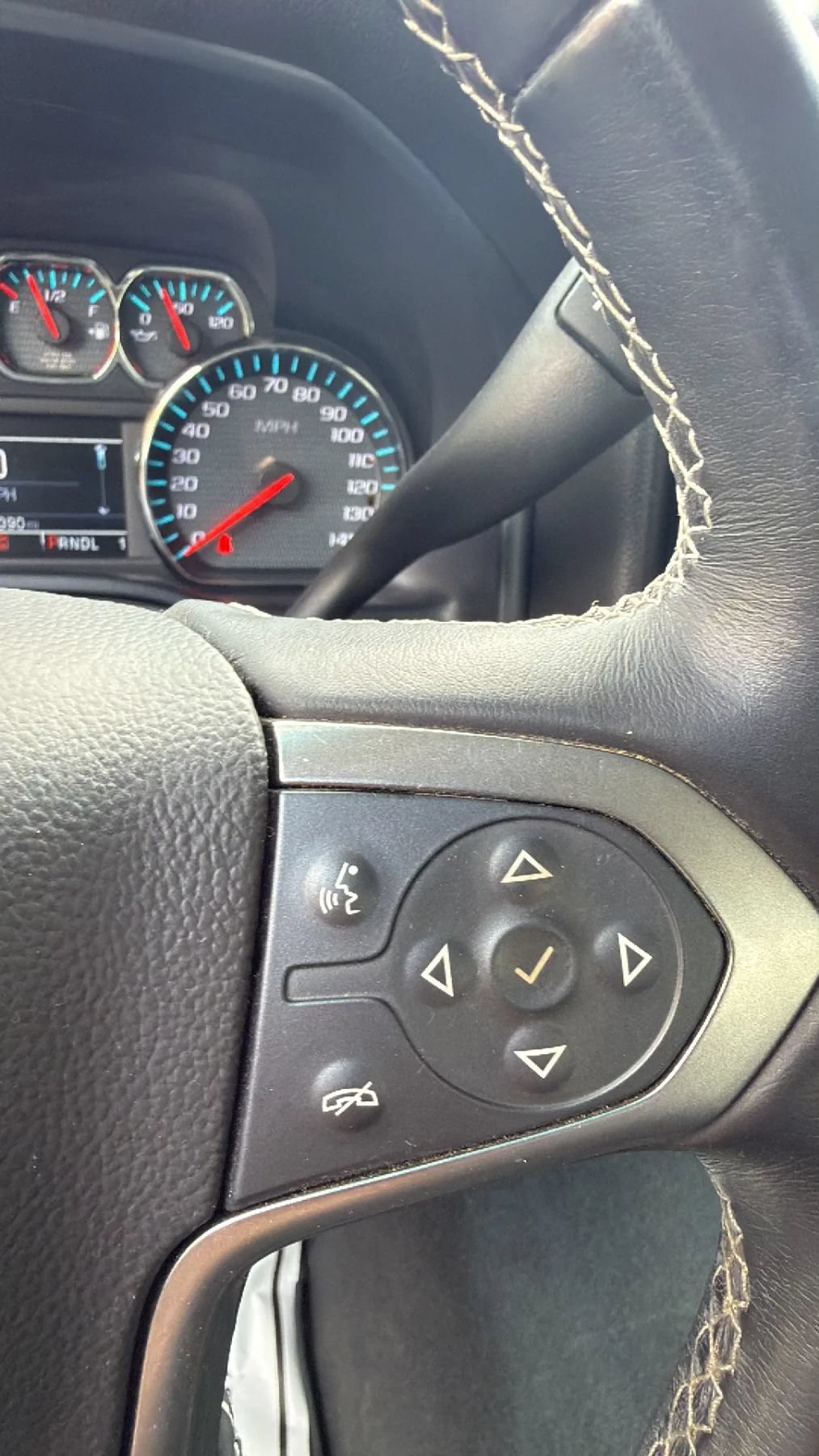 Used 2019 Chevrolet Silverado 2500 LT AWD/4WD image 20