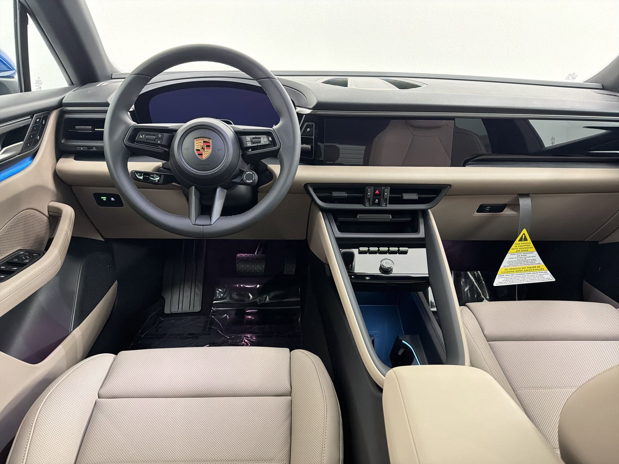 New 2026 Porsche Macan Electric RWD image 25