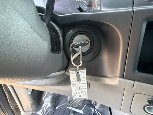 Used 2018 Nissan NV 3500 SL RWD image 26