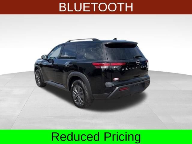 Used 2024 Nissan Pathfinder SV AWD/4WD image 5