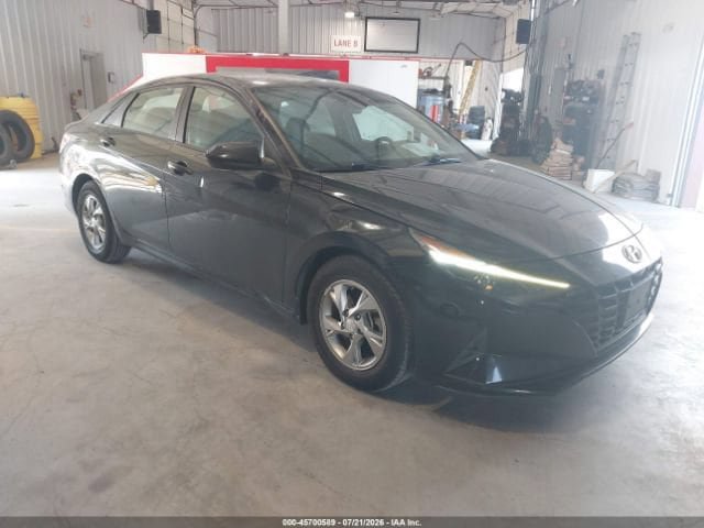 Used 2021 Hyundai Elantra SE FWD video 1