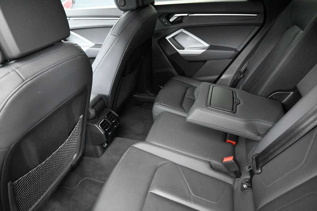 Certified 2025 Audi Q3 2.0T Premium AWD/4WD image 18