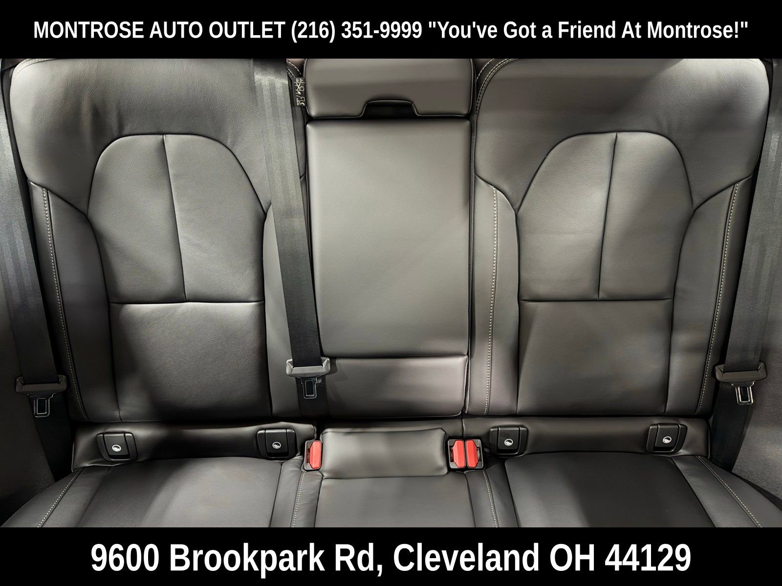 New 2026 Volvo XC40 B5 Plus w/ Protection Package Premier image 28