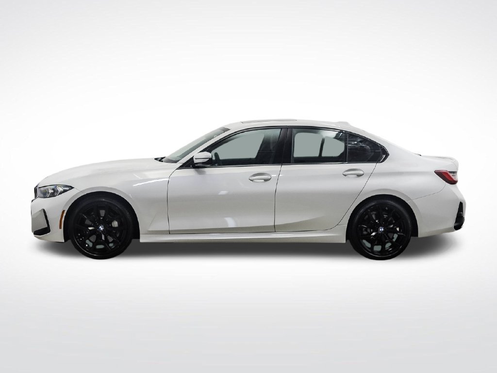 Used 2026 BMW 330i xDrive Sedan AWD/4WD image 2