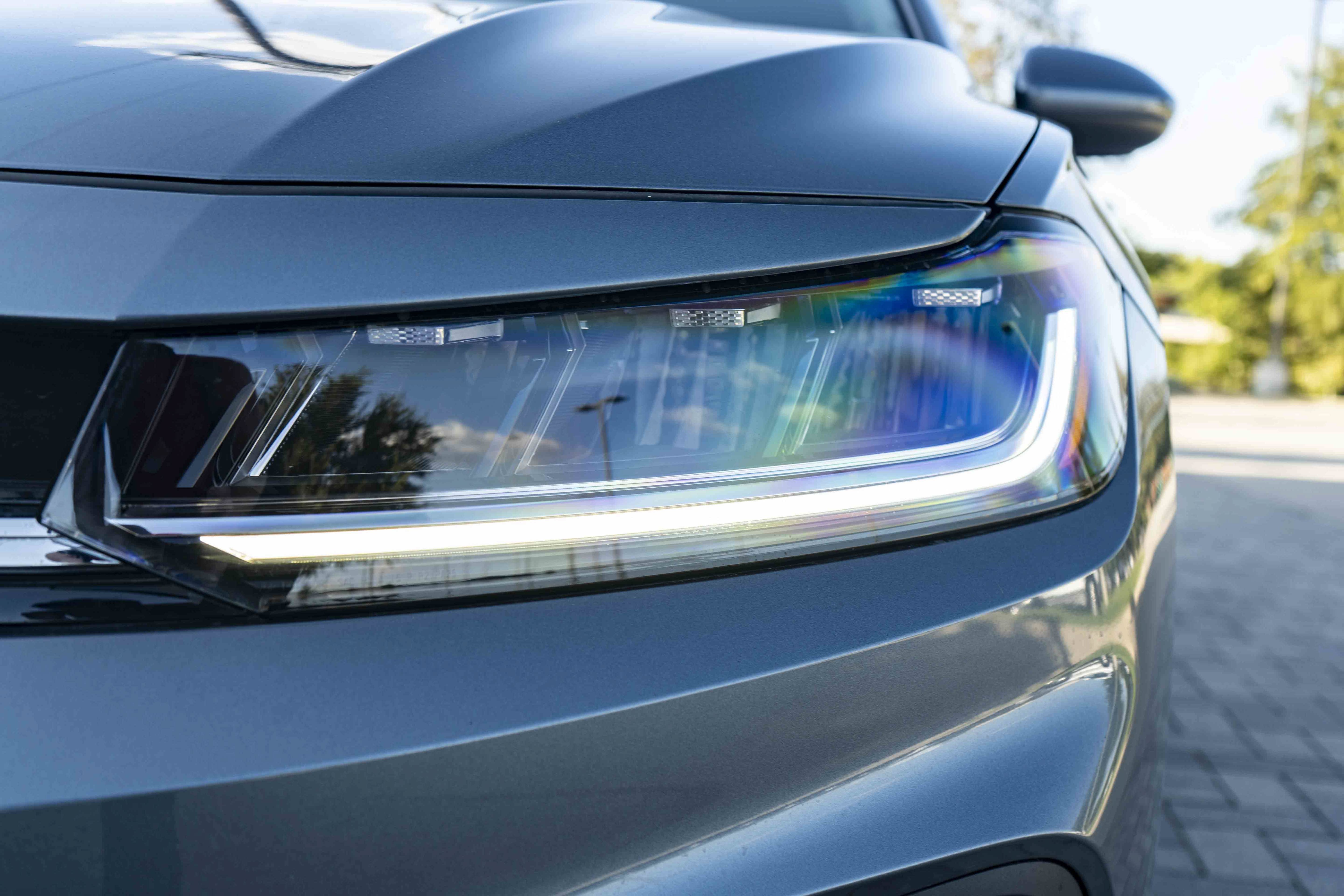 Certified 2025 Volkswagen Jetta SE w/ Sunroof Package FWD image 10