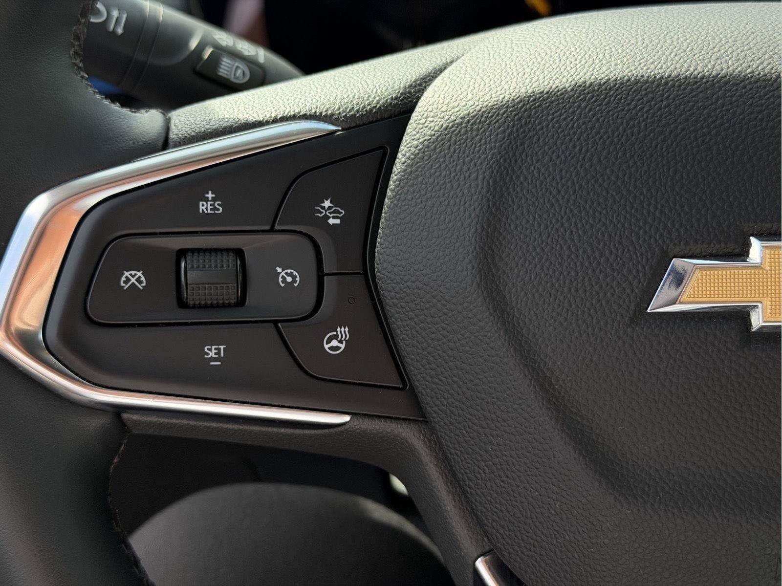 Used 2024 Chevrolet Trax LT w/ Driver Confidence Package FWD image 13
