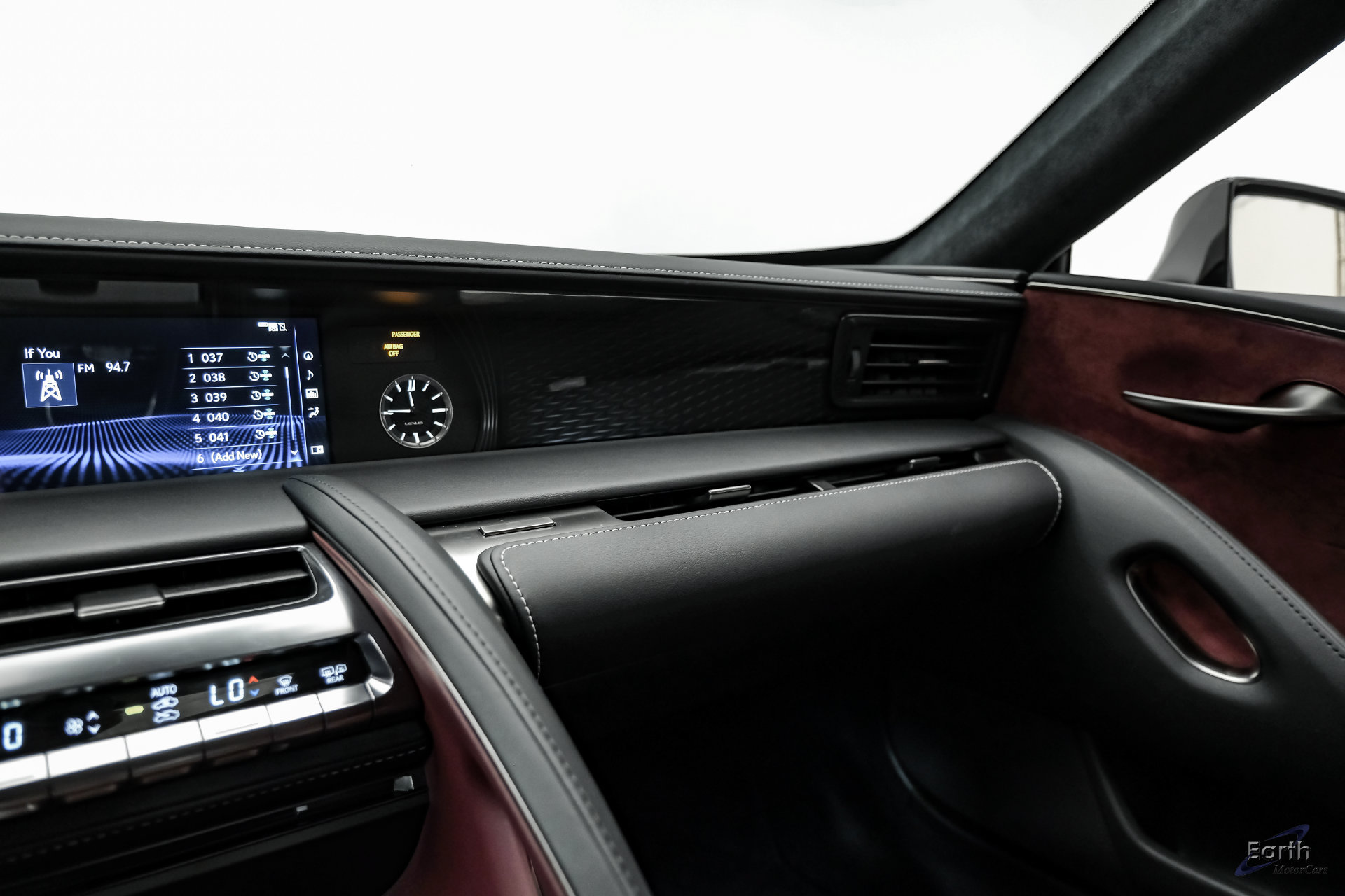 Used 2018 Lexus LC 500 Coupe w/ Performance Package RWD image 69