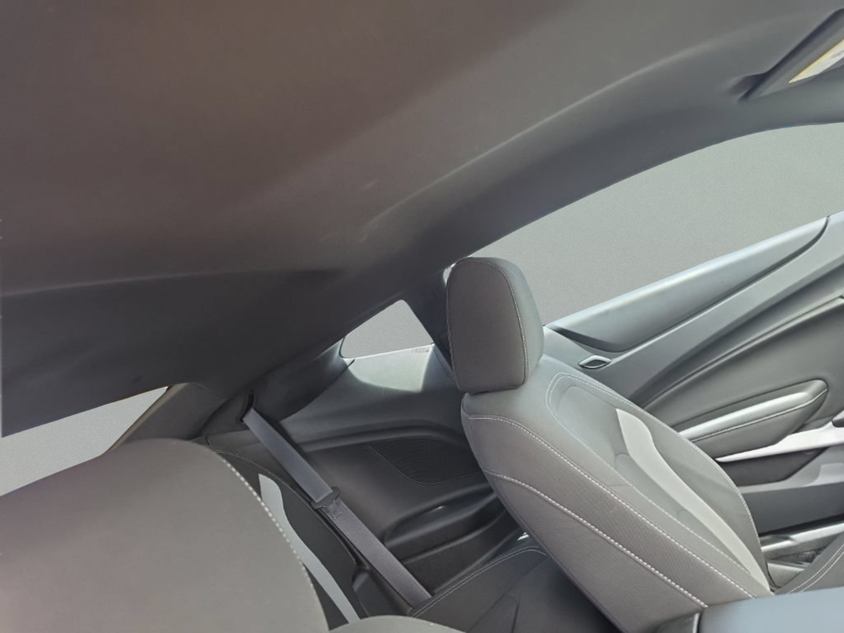 Used 2021 Chevrolet Camaro LT RWD image 26