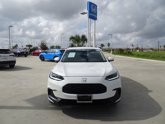 Used 2023 Honda HR-V LX image 2