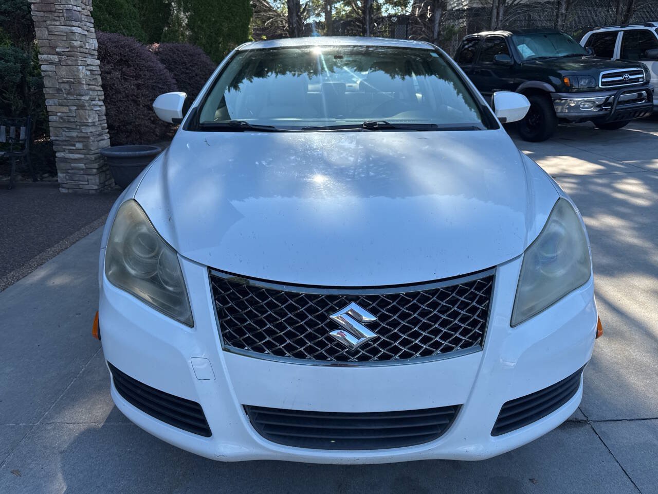 Used 2012 Suzuki Kizashi SE FWD image 9