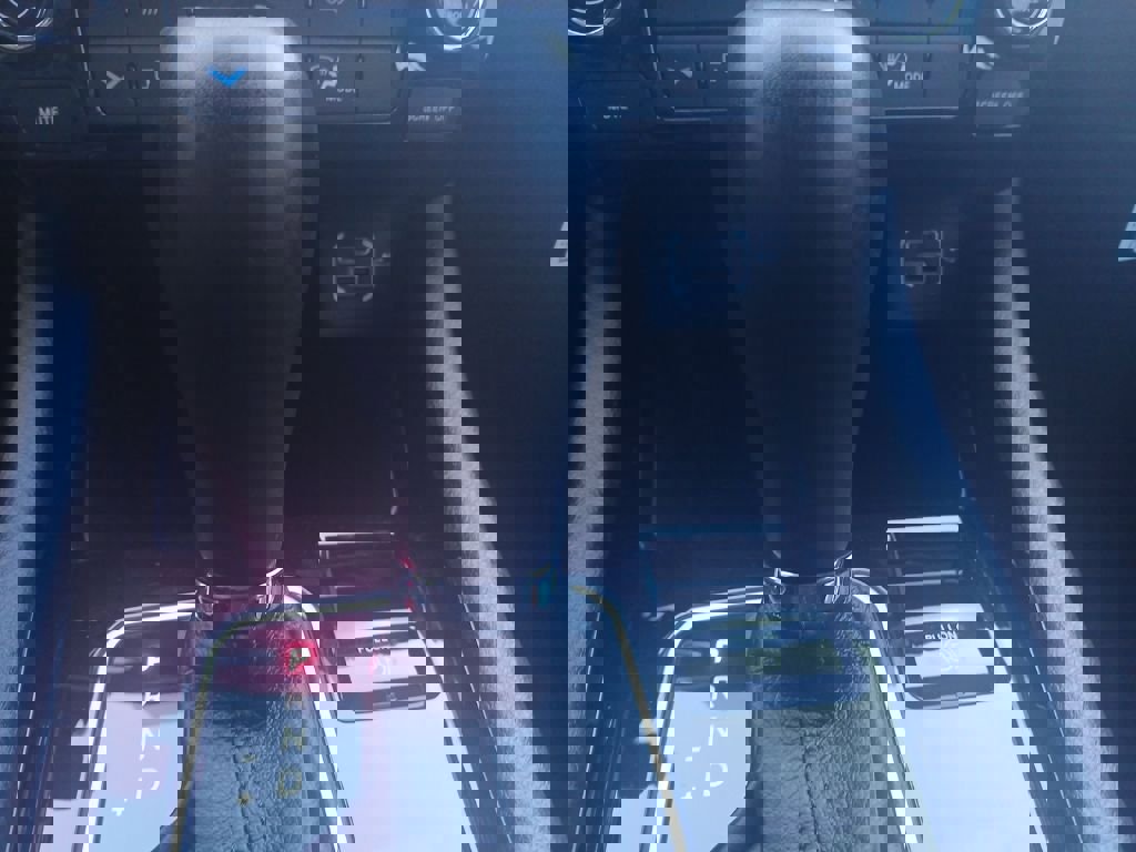 New 2026 Jeep Compass Latitude image 21