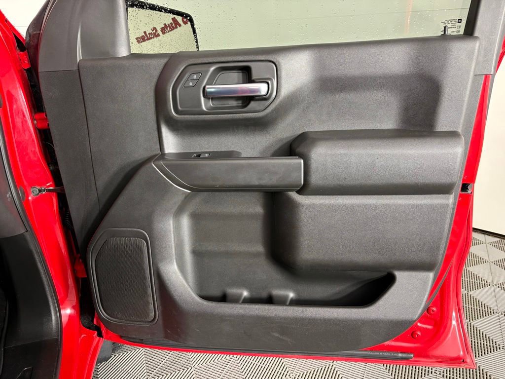 Used 2020 Chevrolet Silverado 1500 Custom w/ Custom Value Package AWD/4WD image 36