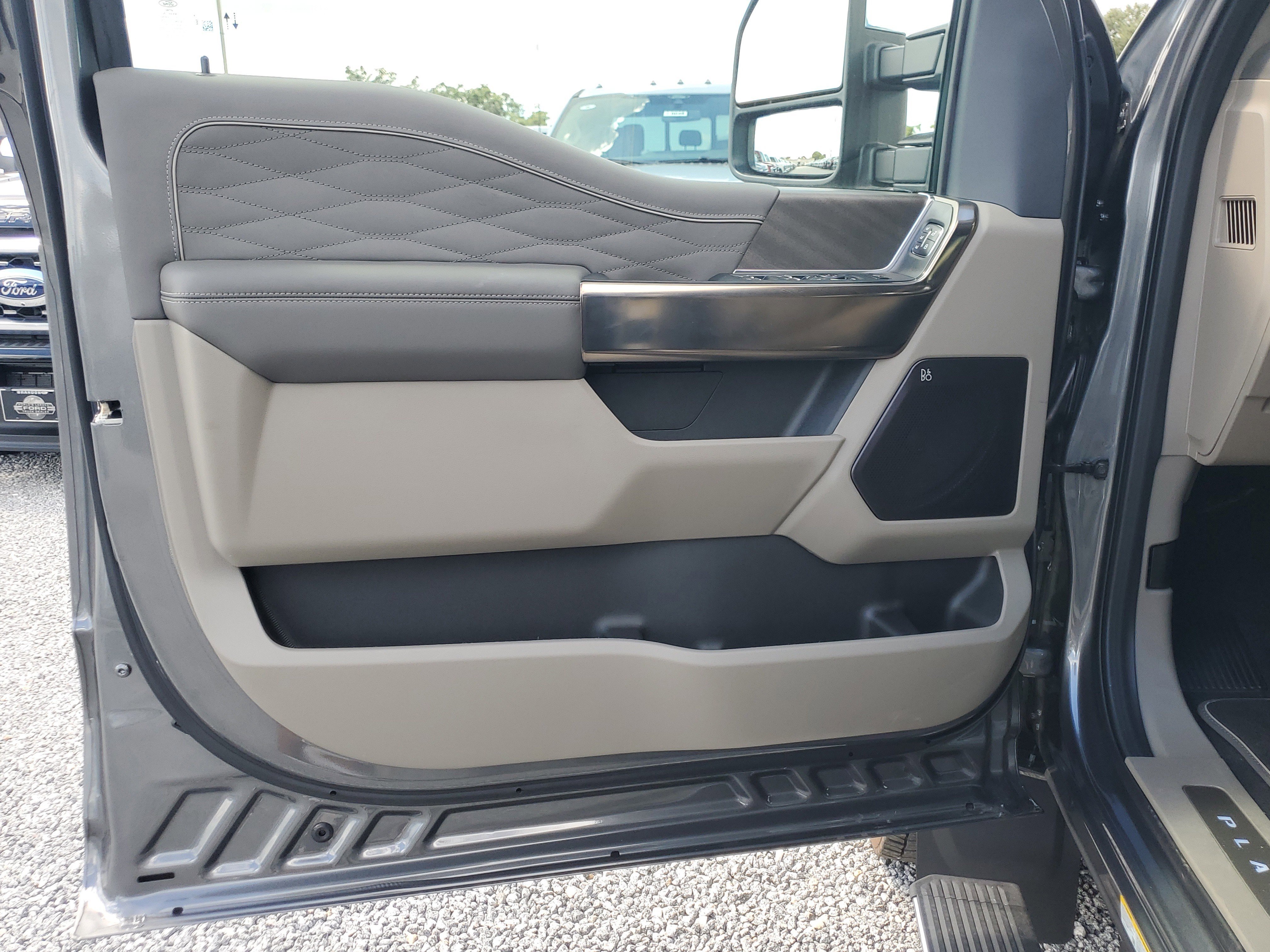 New 2026 Ford F450 Platinum w/ Platinum Plus Package image 15