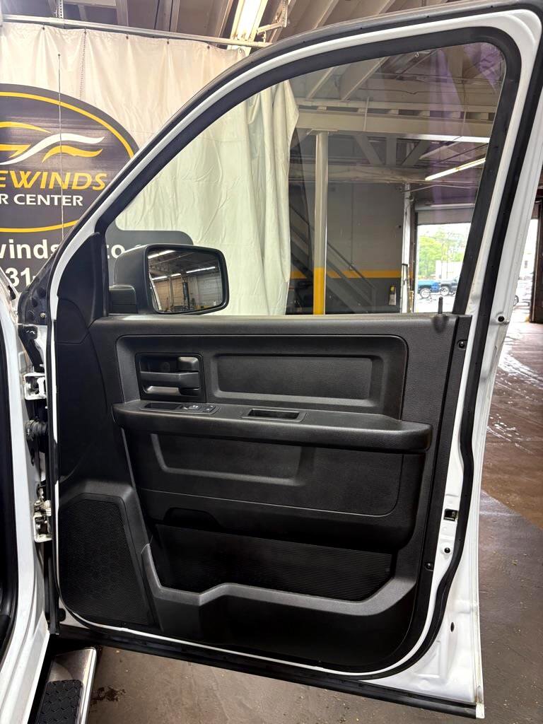 Used 2019 RAM 1500 Express w/ Express Value Package image 25