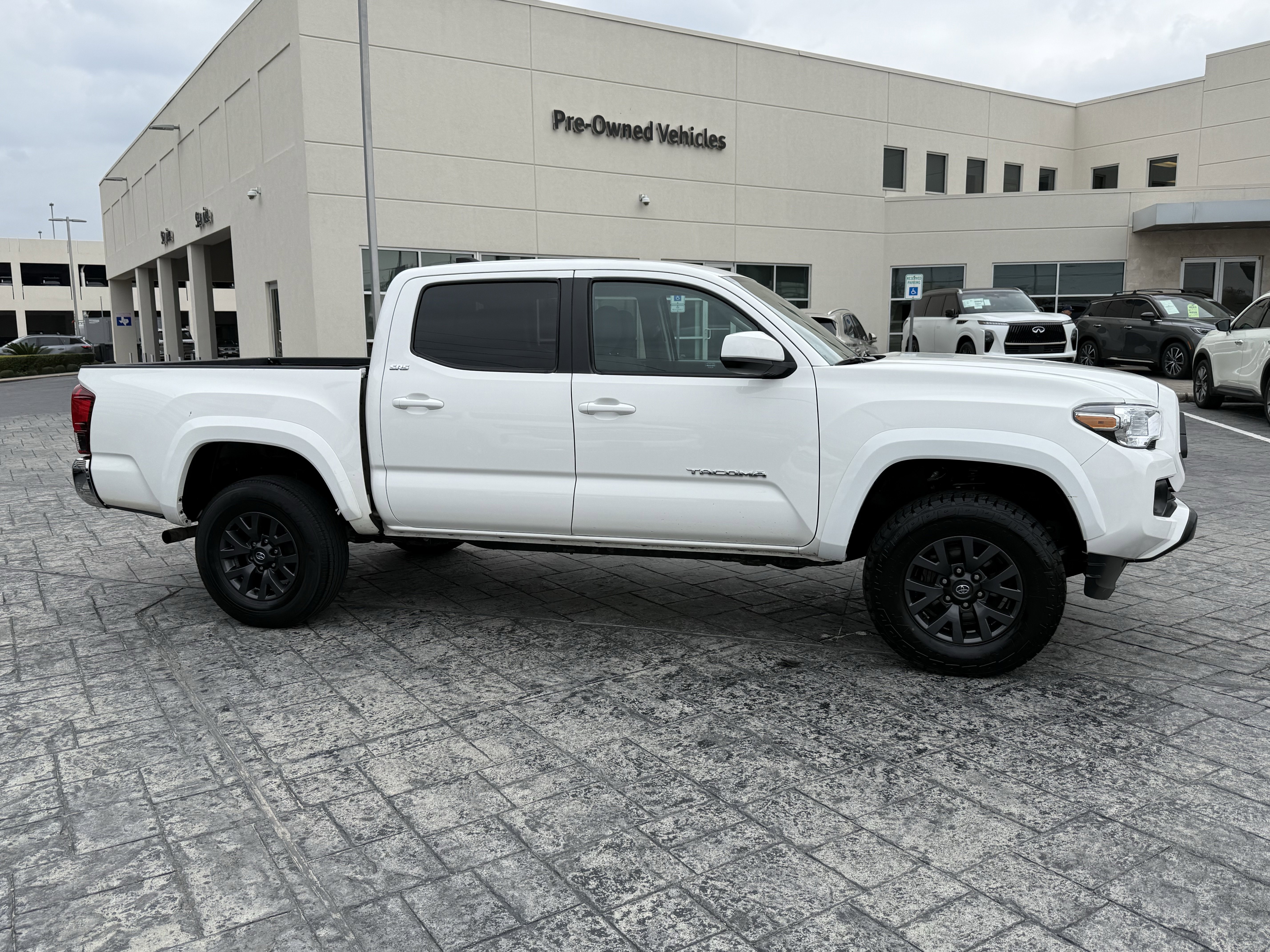 Used 2023 Toyota Tacoma SR5 image 8