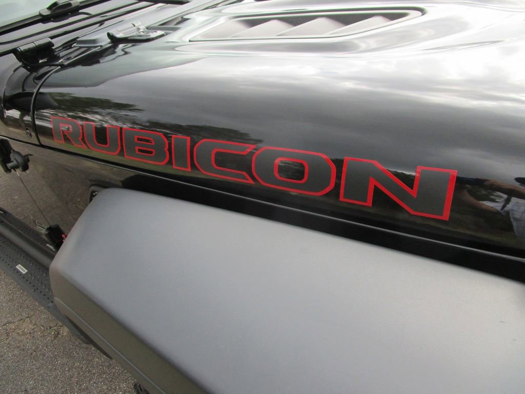 Used 2020 Jeep Wrangler Unlimited Rubicon w/ Dual Top Group image 16