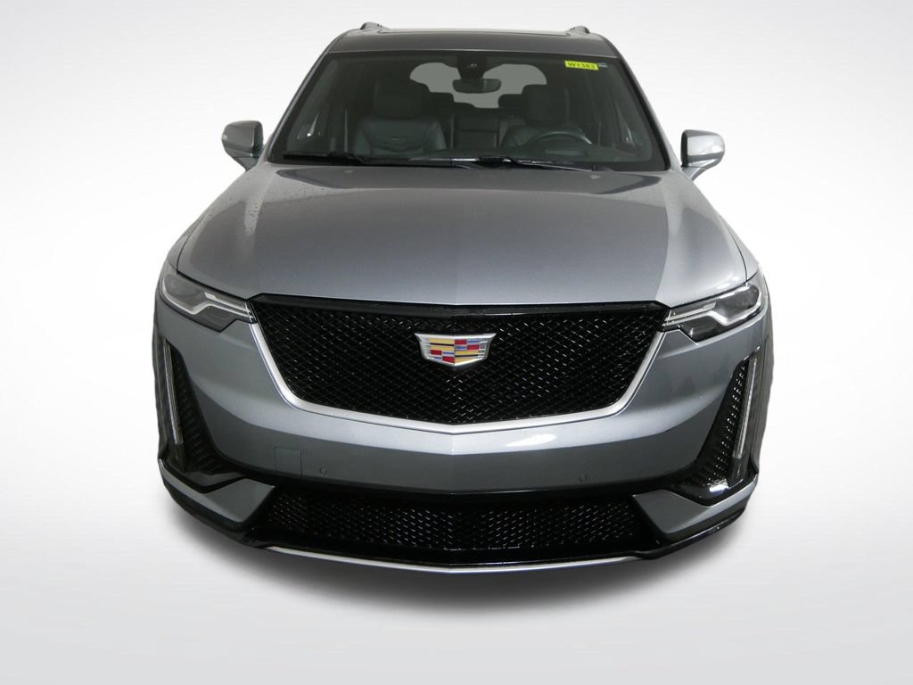 Used 2024 Cadillac XT6 Sport w/ Technology Package AWD/4WD image 10