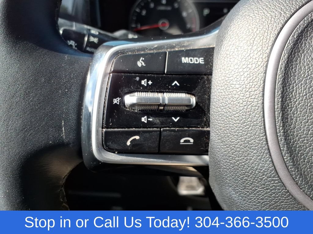 Used 2023 Kia Sorento S w/ Panoramic Sunroof Package AWD/4WD image 22