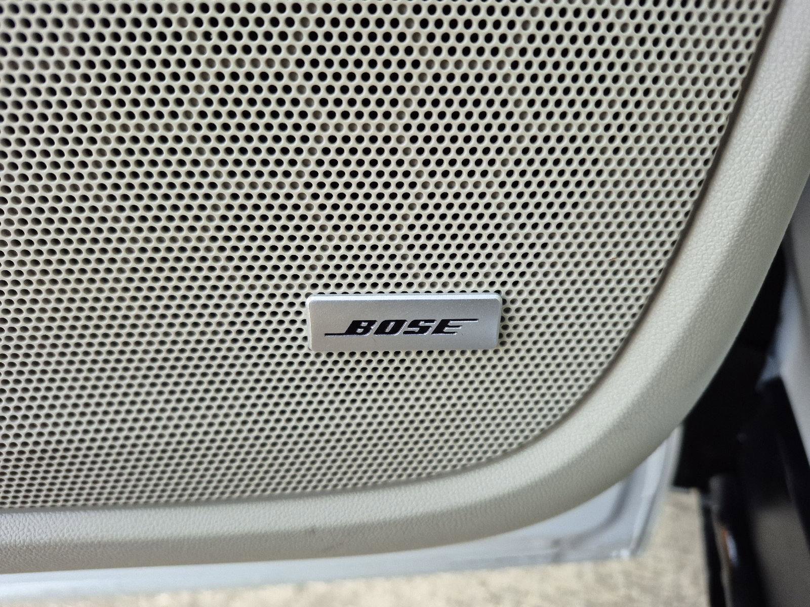 Used 2024 GMC Terrain Denali w/ Denali Premium Package image 10