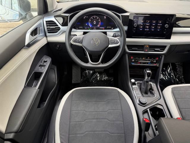 New 2025 Volkswagen Taos SE image 26