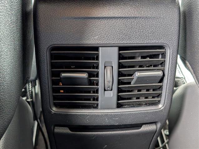 Used 2019 Mercedes-Benz GLA 250 4MATIC image 14