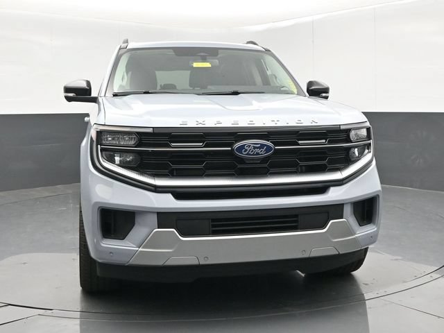 New 2026 Ford Expedition Max Platinum w/ Driver's Package AWD/4WD image 3