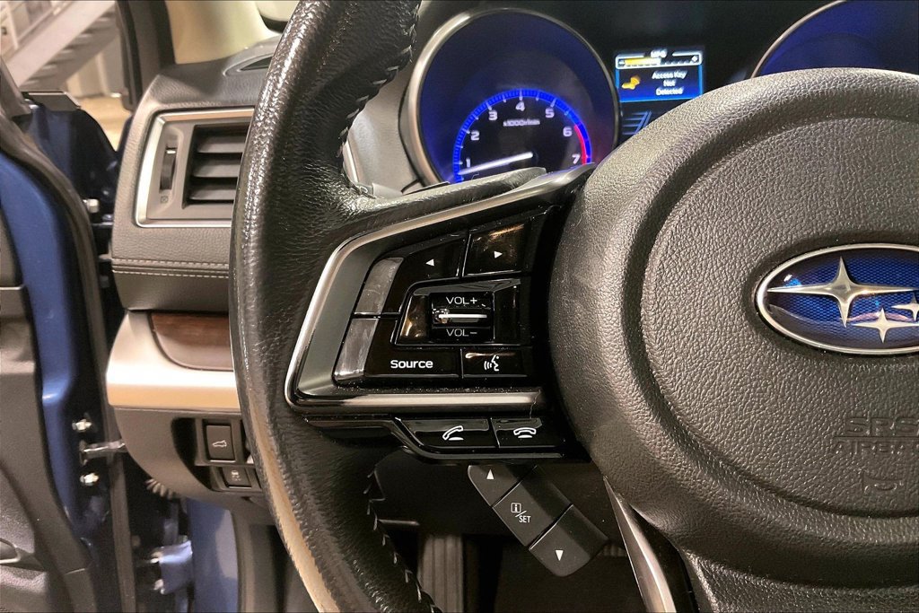 Used 2019 Subaru Outback 2.5i Limited AWD/4WD image 12