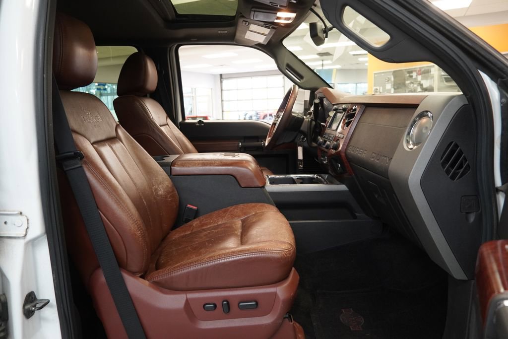 Used 2011 Ford F250 King Ranch w/ King Ranch w/Chrome Pkg image 34