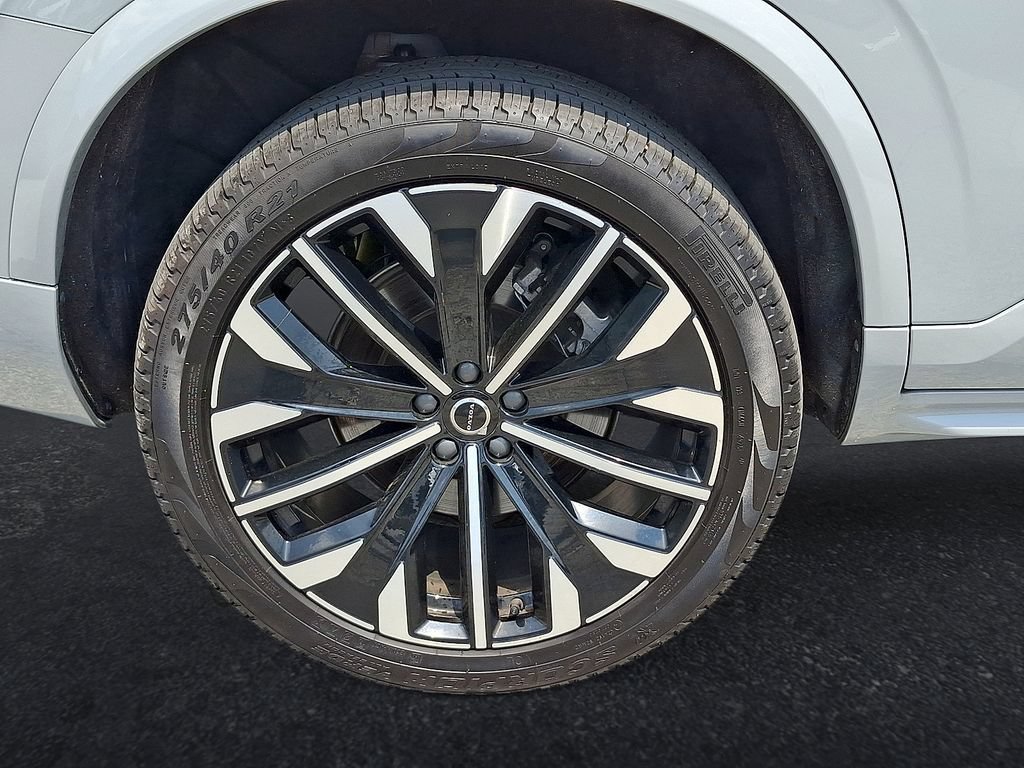 Certified 2026 Volvo XC90 B6 Plus AWD/4WD image 33