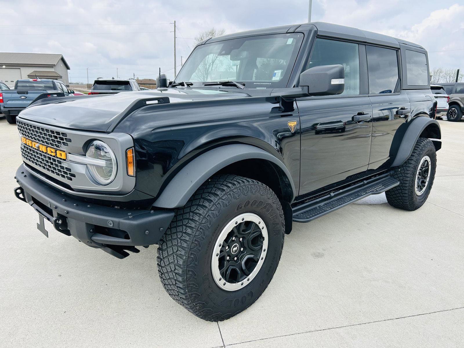 Used 2024 Ford Bronco Badlands image 35