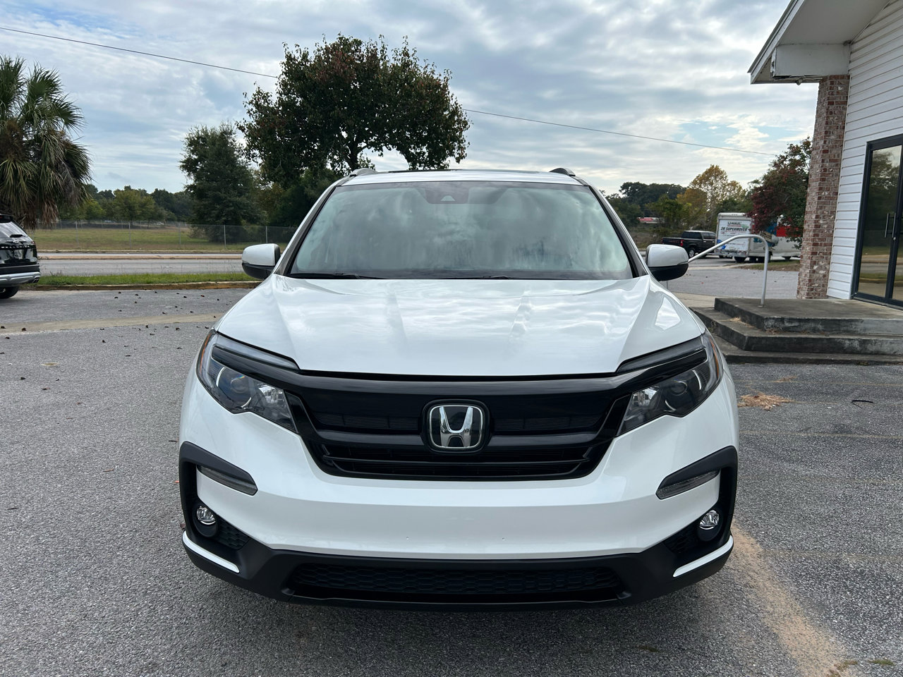 Used 2022 Honda Pilot Special Edition image 2