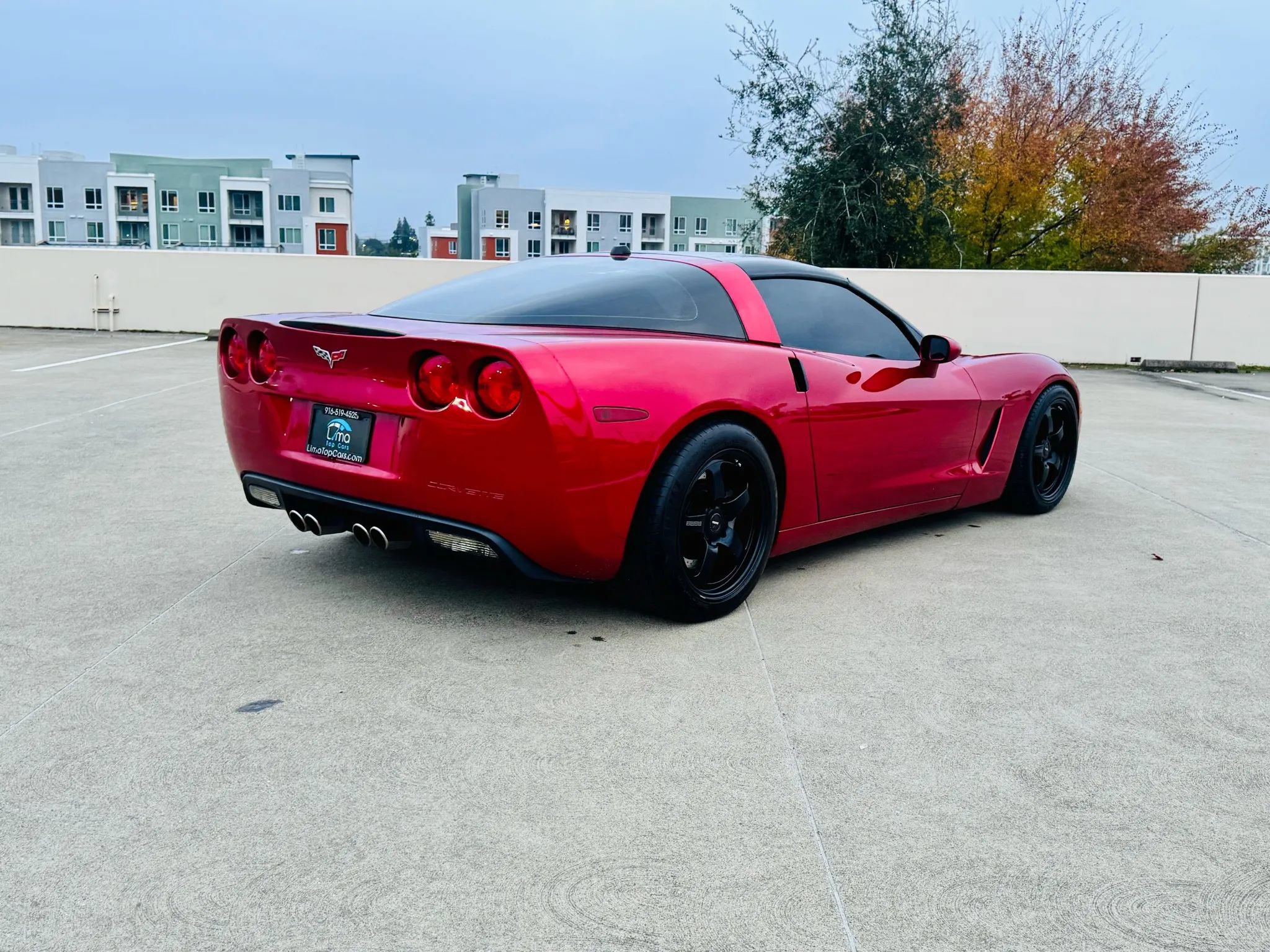 Used 2005 Chevrolet Corvette Coupe w/ Preferred Equipment Group RWD image 8