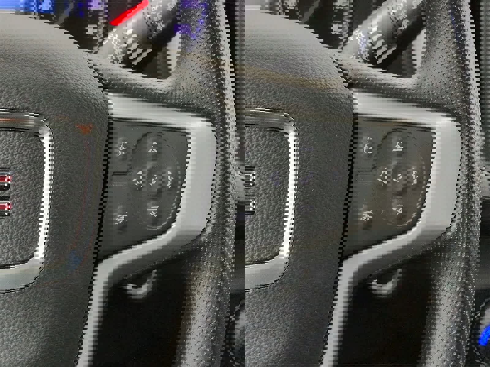 Used 2022 GMC Terrain SLE w/ Driver Convenience Package image 25